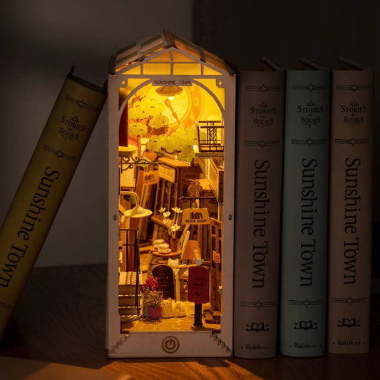 Rolife™ Book Nook Konstruktorius „Sunshine Town“