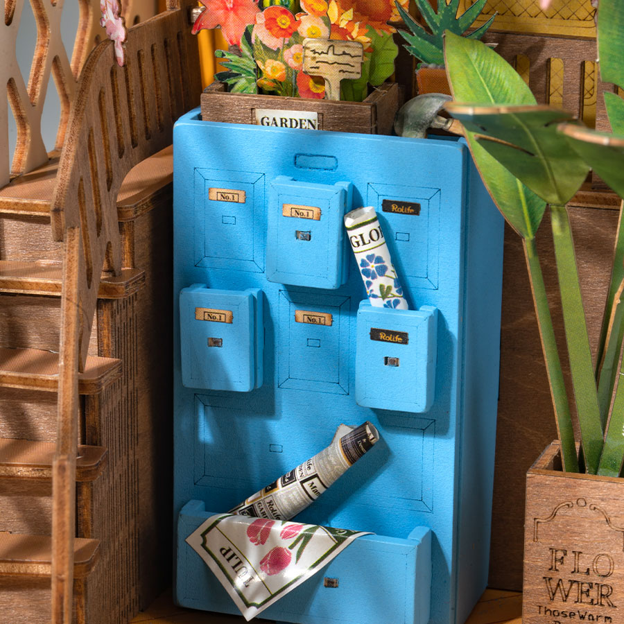 Rolife™ Book Nook Konstruktorius „Sodo Namelis“