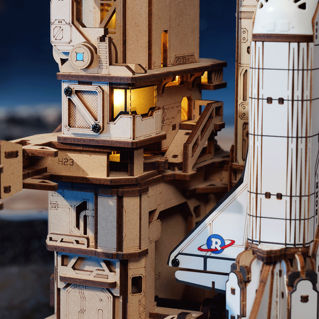 Rokr™ Medinis Konstruktorius „Kosminė Raketa“